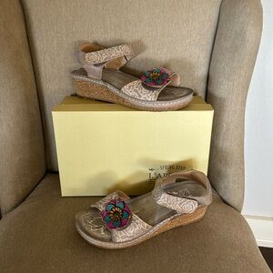 L’ARTISTE Spring Step Cuteness Sandal